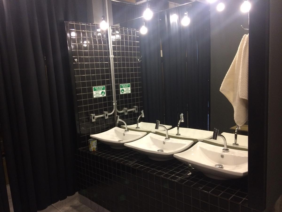 Eco Box Hostel Florianópolis 外观 照片